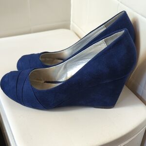 CL by Laundry Navy Wedge Shoes